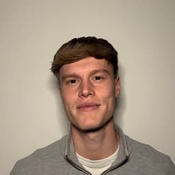 Melvin Zuidweg, oprichter van ReviewDrop